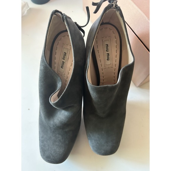 MIU MIU Back Zipper Funky Heel Platform Suede Grey Ankle Booties Shoes 9 Ret$550 - Picture 12 of 16